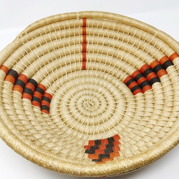 Wicker Coil Basket Boho Beige Orange Tribal Native - Picture 2 of 3